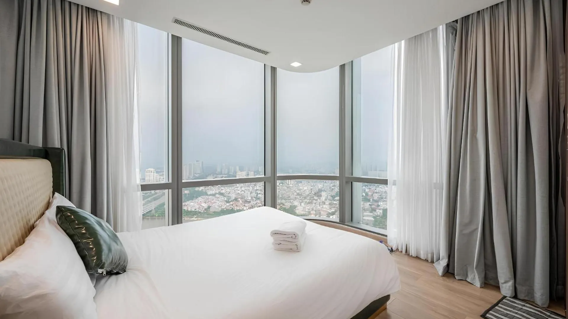 Landmark Plus - Vinhomes Central Park Ho Chi Minh City
