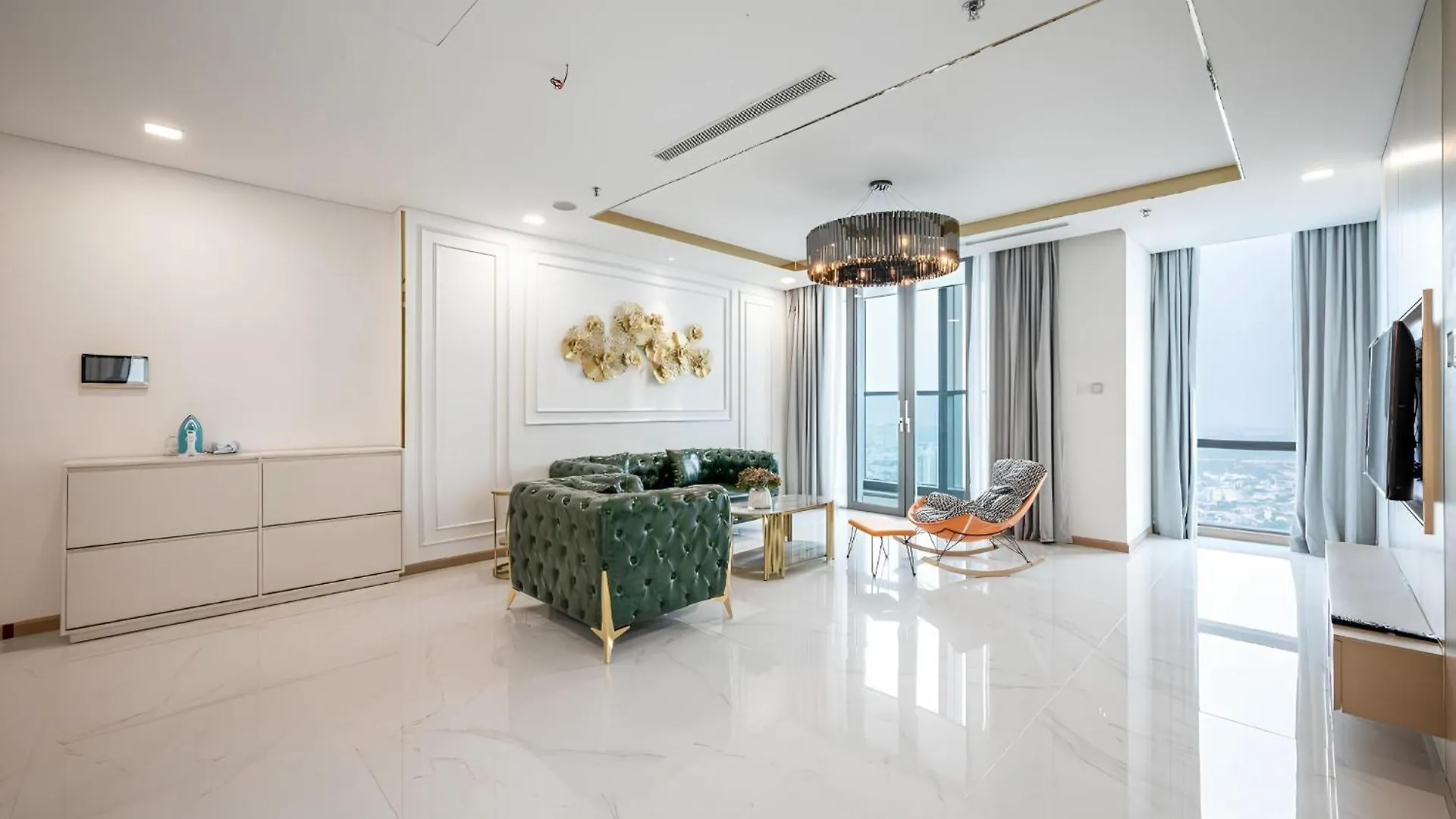Landmark Plus - Vinhomes Central Park Ho Chi Minh City 0*,  Vietnam